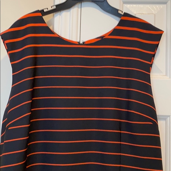Dress sleeveless orange - Picture 2 of 3